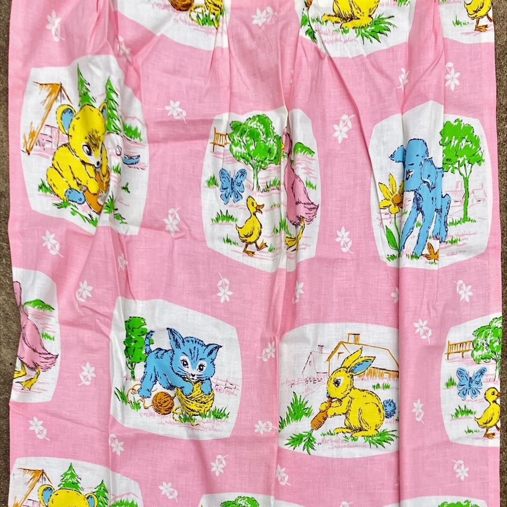 Vintage nursery window curtains Eddington NOS deadstock kawaii pink